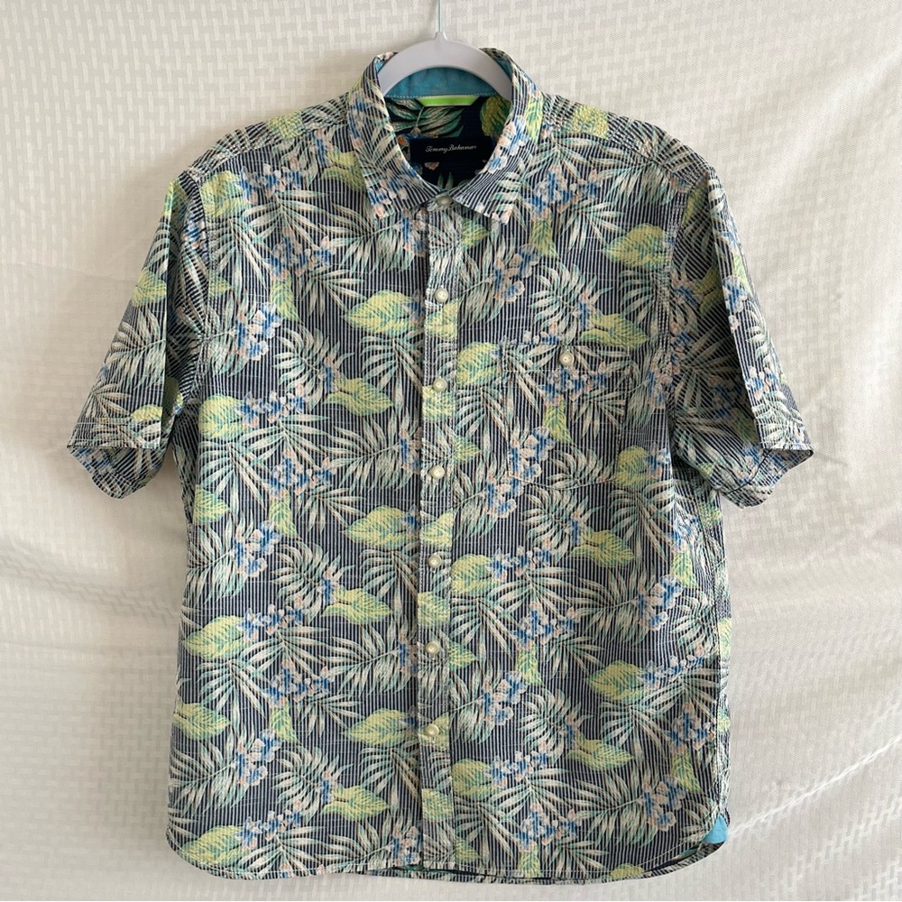 Tommy Bahama Short Sleeve Button Up Between Two Fronds Camp Shirt Blue Green Med